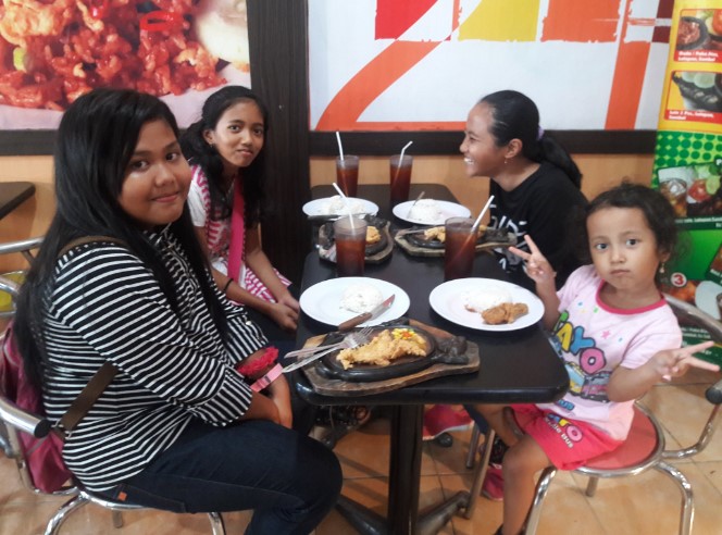 Rahasia Rasa Teh Neneng: Lezatnya Kuliner Cilacap yang Bikin Ngiler